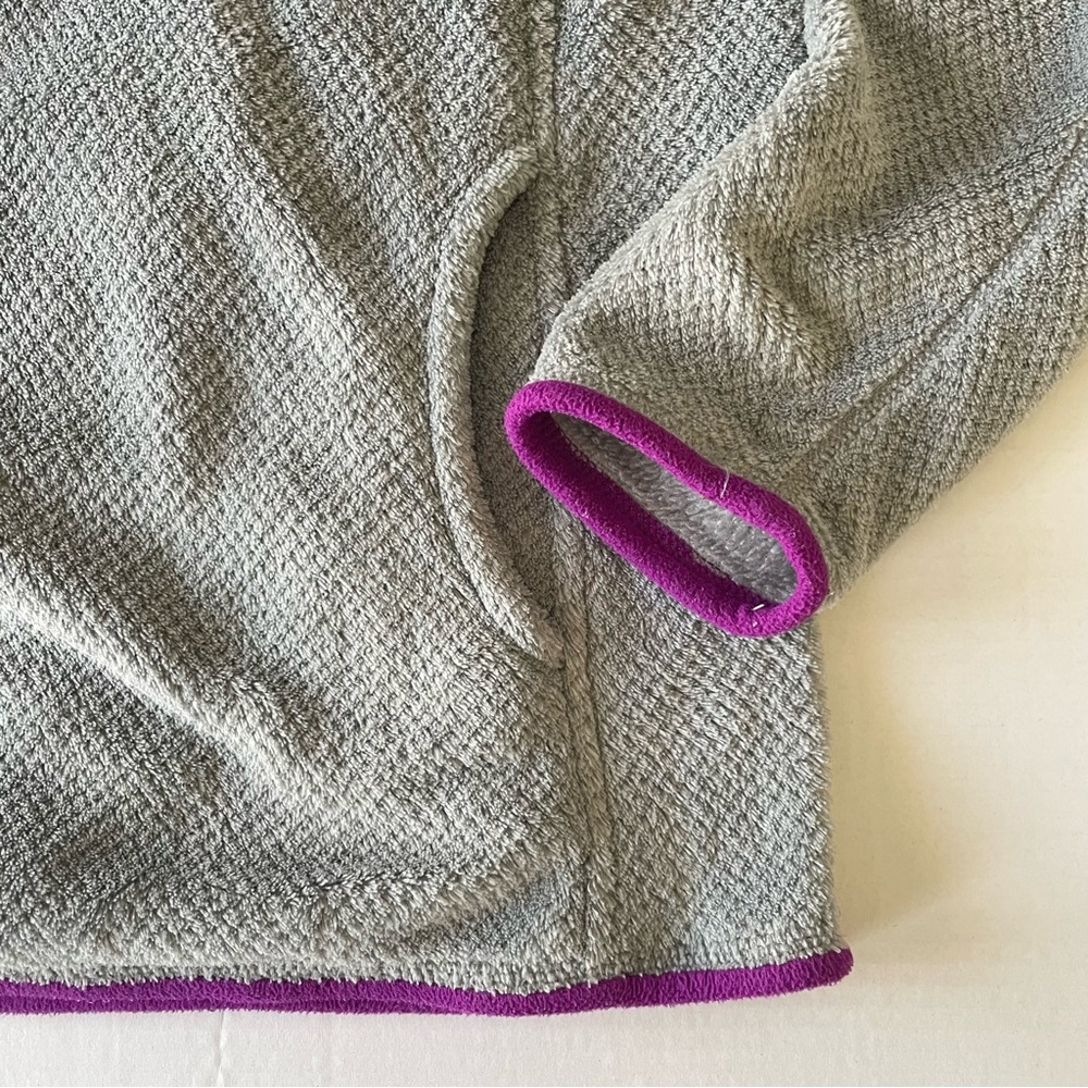 Patagonia Gray Fleece Pullover with Purple Accents - Picture 6 of 8